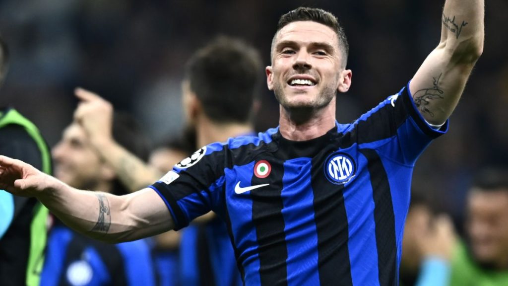 Gosens torna in Serie A, l’ex Inter VICINO al nuovo club: ecco dove giocherà! 1 Gosens