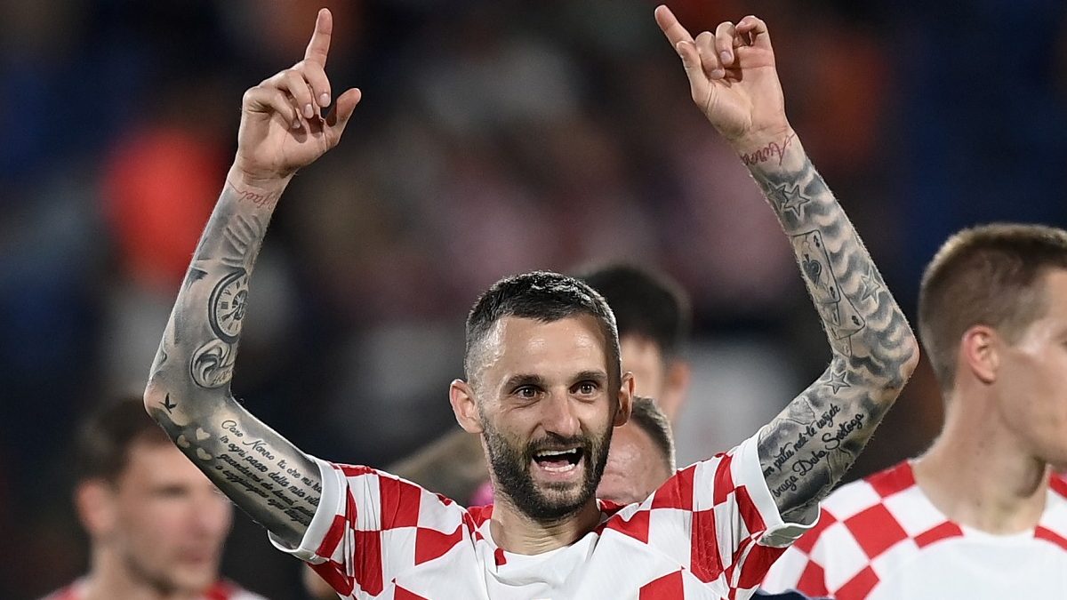 Brozovic a Biasin: «Tutti mi salutano e non ho parlato con nessuno, robe da matti» 26 Brozovic Croazia