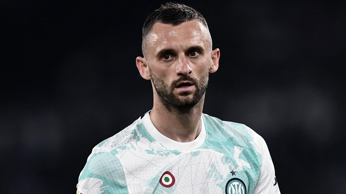 Brozovic tradisce l’Inter? Su di lui c’è una grande rivale nerazzurra. Le ultime novità Brozovic tradisce l’Inter? Su di lui c’è una grande rivale nerazzurra. Le ultime novità