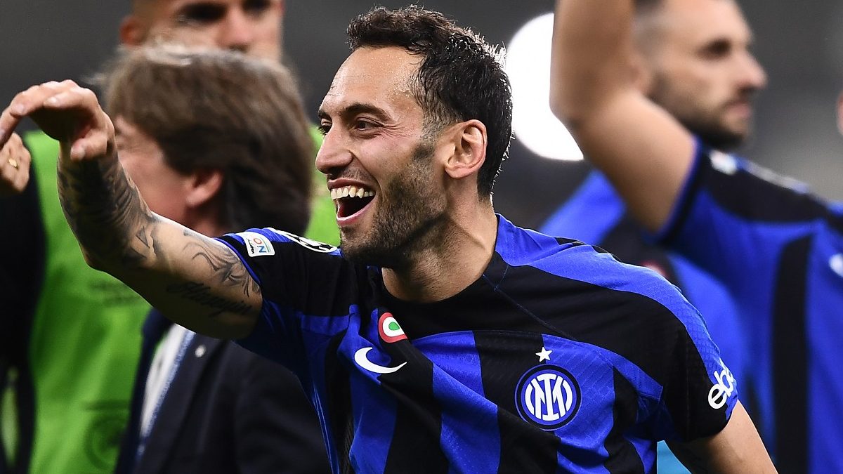 Inter, dopo l'accordo raggiunto sarà l'unica squadra in Serie A a vestire Nike 26 Calhanoglu