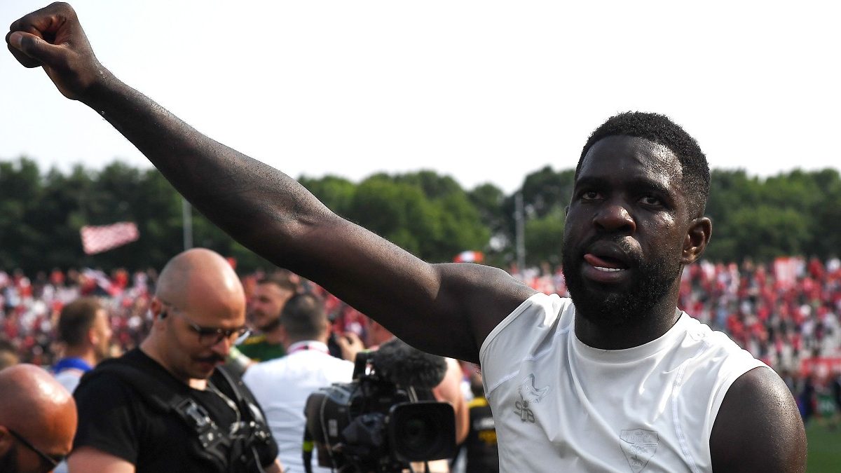 Umtiti, Inter sempre più lontana: un club di Serie A fa sul serio per il difensore 26 Umtiti