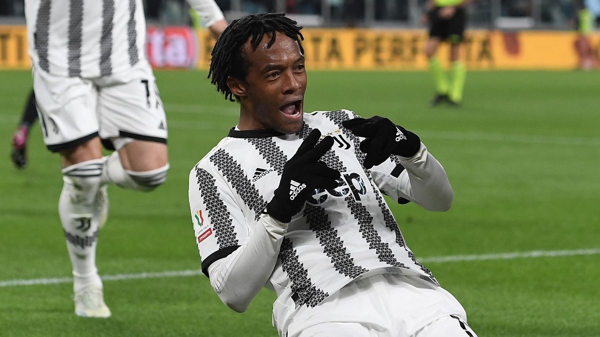 Cuadrado: lo striscione della Curva Nord dell'Inter 26 Cuadrado