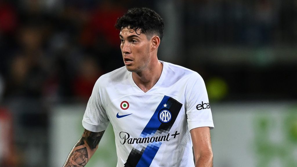 Bastoni Cagliari Inter