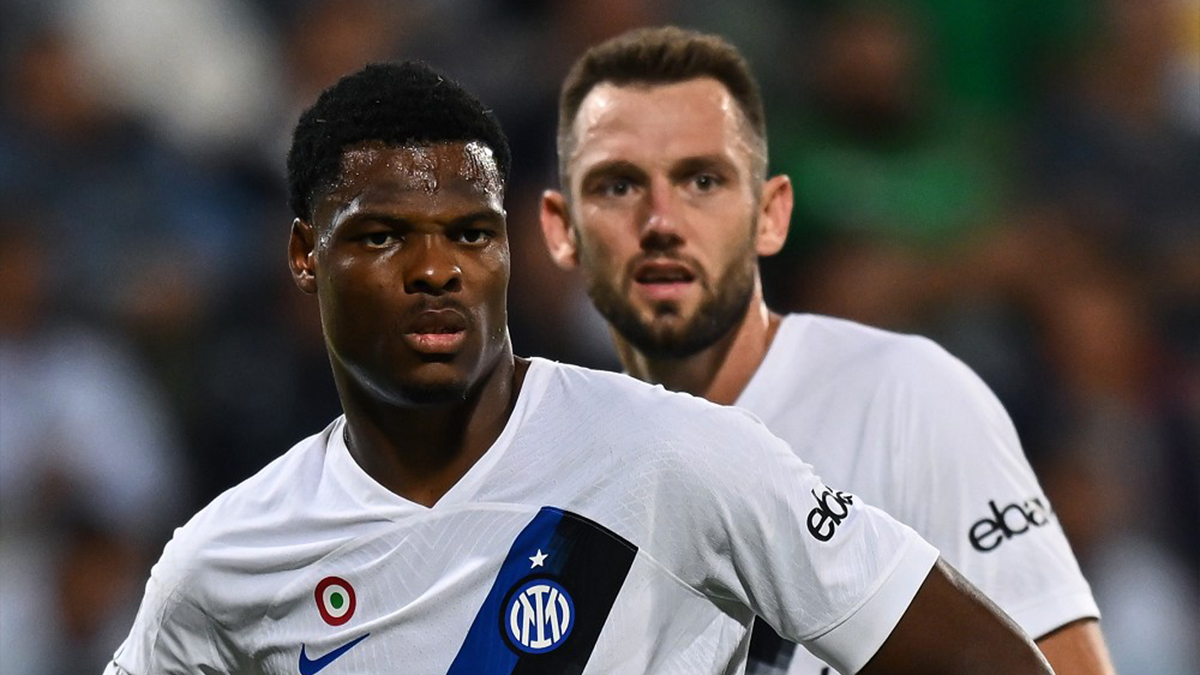 Mercato Inter, de Vrij via assieme a Dumfries? Lo SCENARIO a sorpresa dall'Olanda 26 Dumfries De Vrij