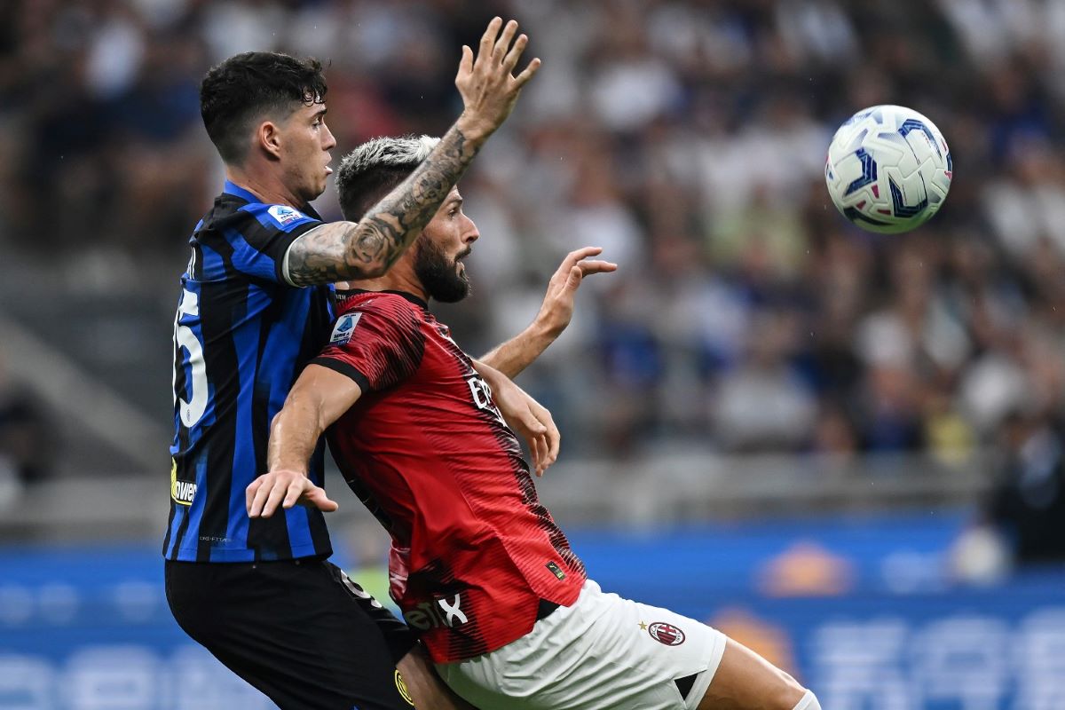 Inter, col Milan è derby anche sui social: il dato sui follower è chiaro 26 Bastoni Giroud DB1 4335