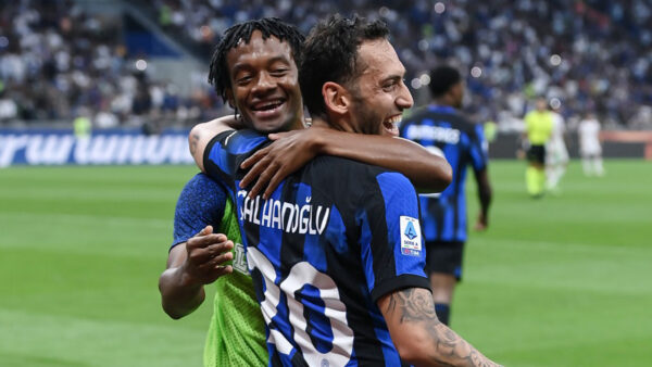 Calhanoglu Cuadrado 1