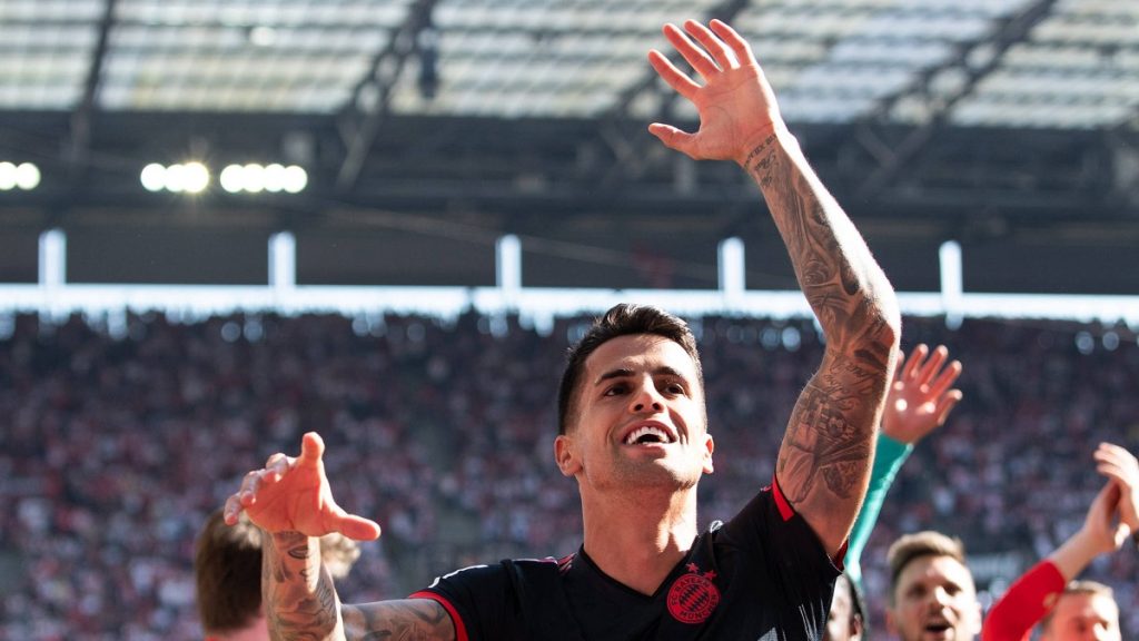 Ex Inter, Cancelo si presenta al Barcellona: «Questo è il club dei miei sogni» 1 Cancelo