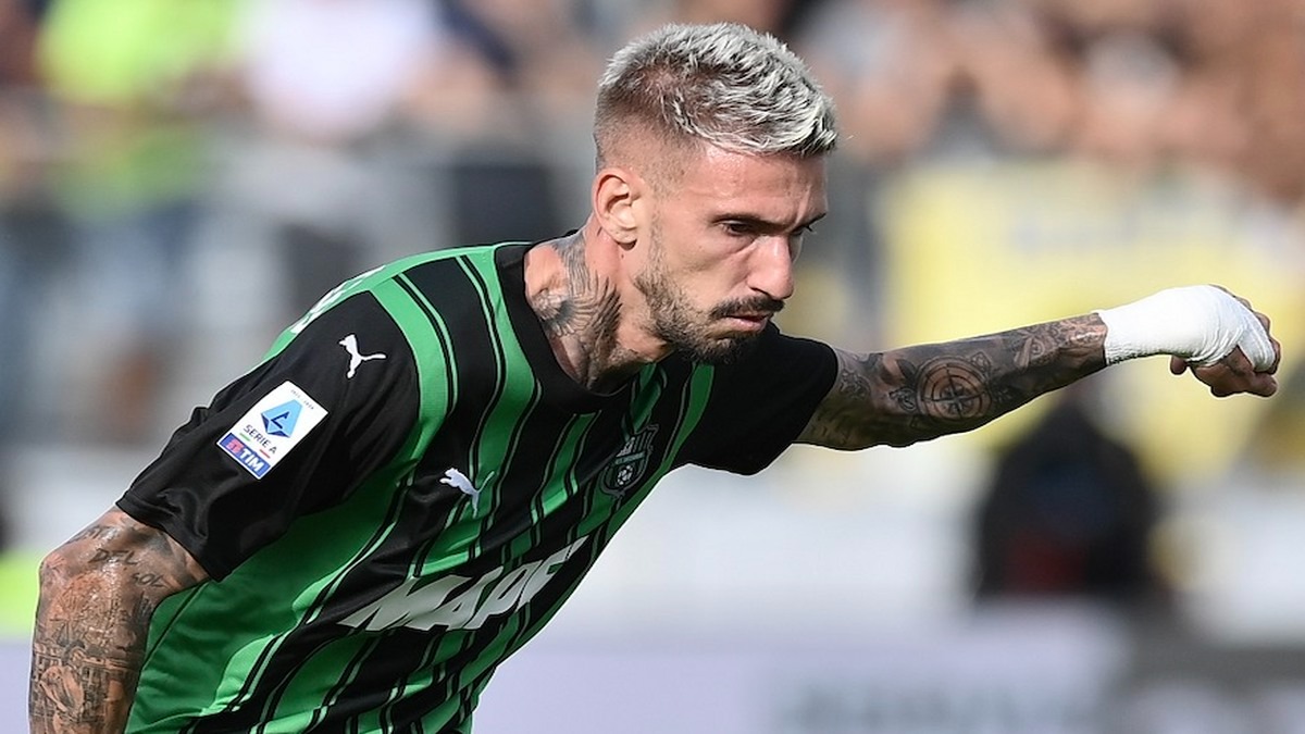 Castillejo e lo sfottò all'Inter: «Bello tornare a vincere a San Siro» 26 Castillejo