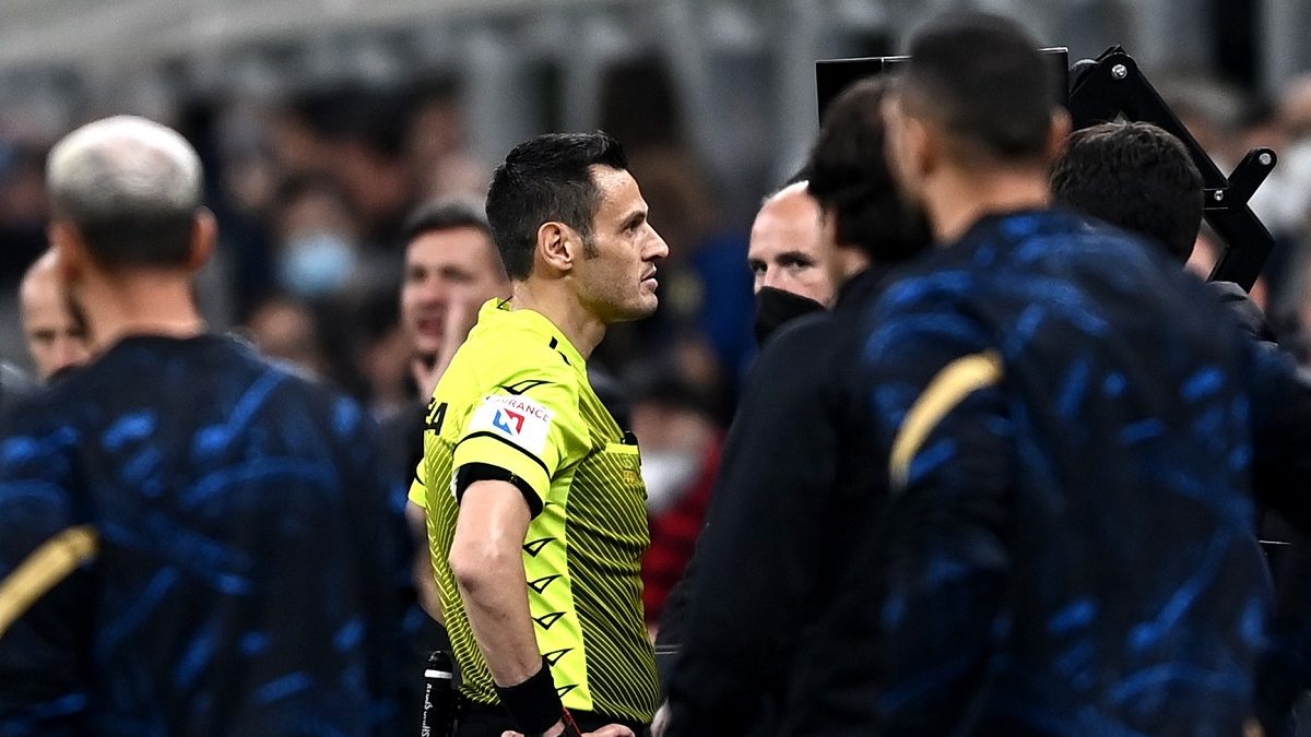 Inter, Tuttosport duro: «I nerazzurri doppiano la Juve per var a favore». Ecco la classifica in Serie A 26 Mariani