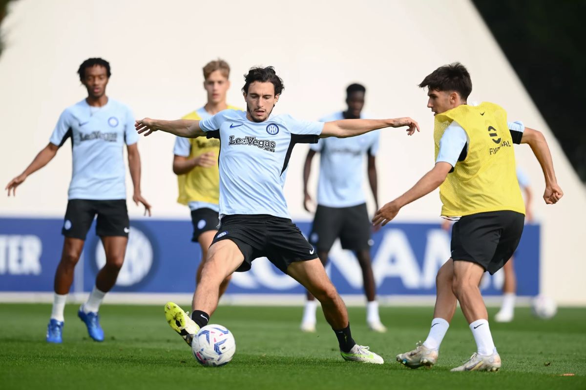Allenamento Inter, volti concentrati verso il Milan - FOTO 26 Darmian allenamento inter