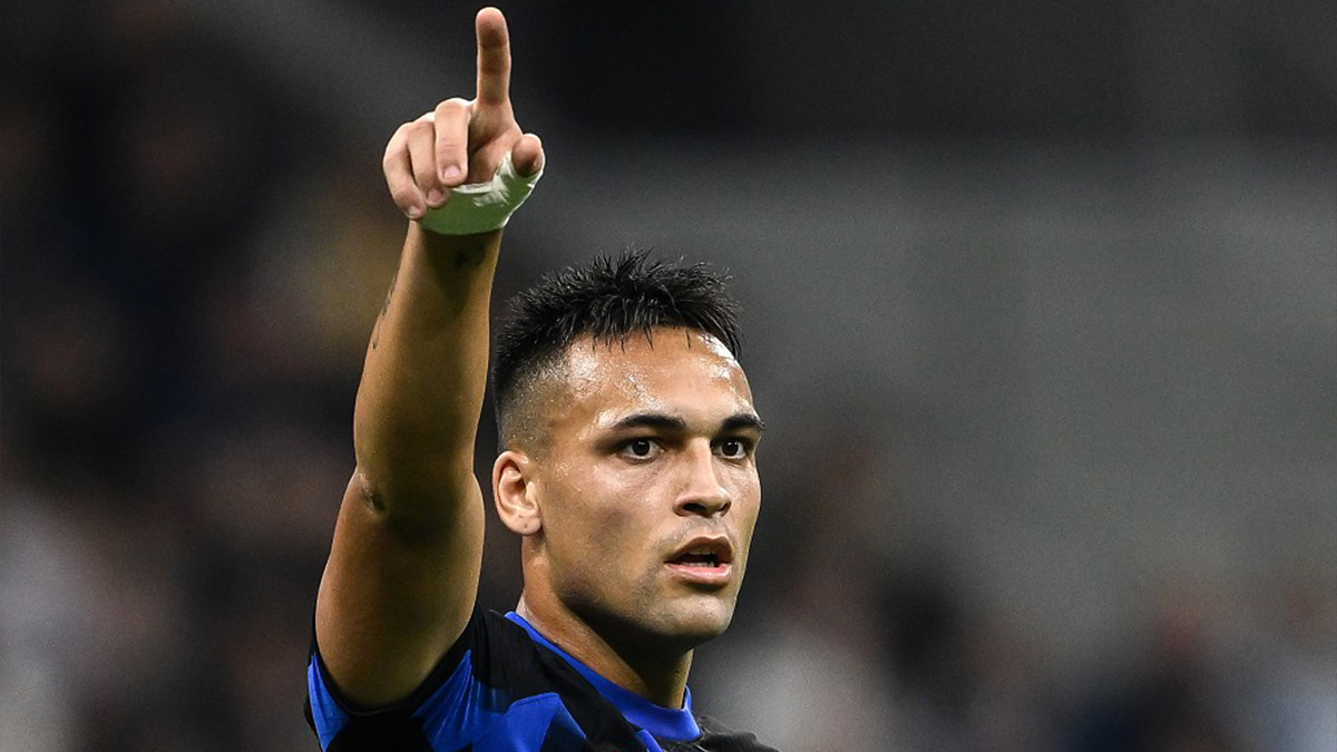 Player of the month di Novembre, niente da fare per Lautaro: vince Dybala 26 Lautaro Inter Benfica2