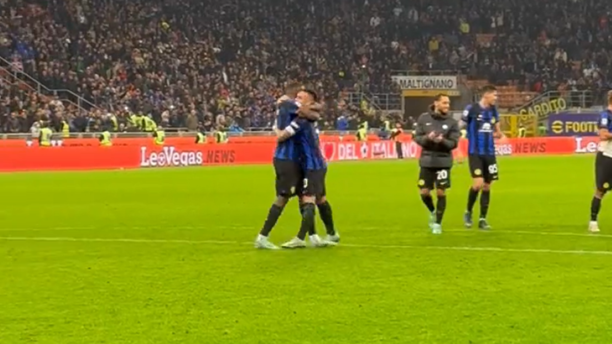 Lautaro e Thuram, l'abbraccio emozionante sotto gli occhi di Lukaku -VIDEO 26 Lautaro Thuram