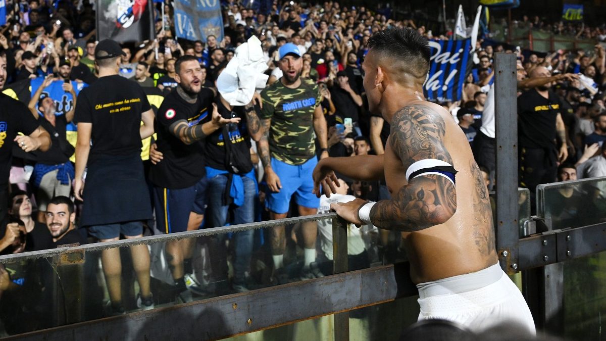 Salernitana Inter, tensione tra le tifoserie dopo i gol di Lautaro: cos'è successo 26 Martinez DB1 8318 e1696156942923