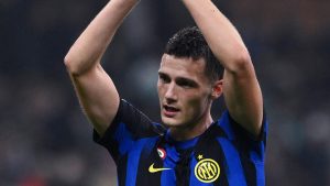 Pavard emoziona: «Scudetto Inter? Ecco cosa è successo durante la premiazione, in futuro vorrei tornare in quel club»