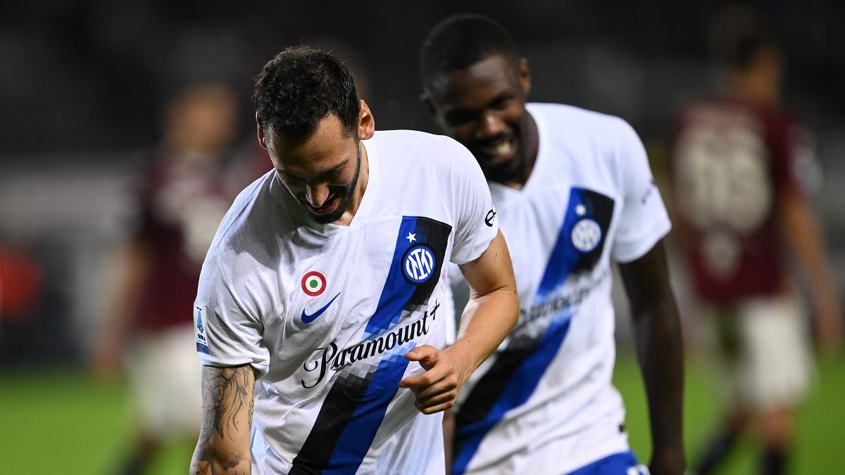 Scudetto, Inter favorita dai bookmakers: sorpasso su una squadra 26 esult gol Calhanoglu CM1 9750 e1697913449779