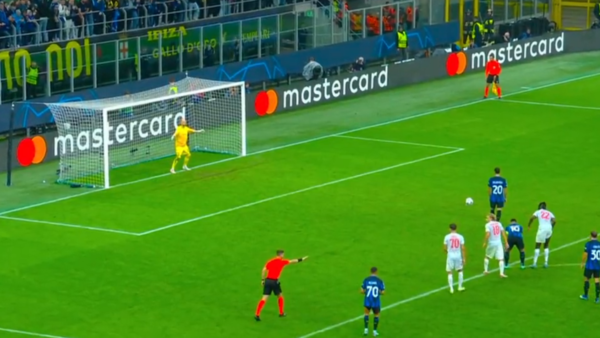 Inter salisburgo calhanoglu