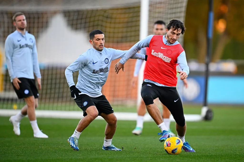 -2 a Juve-Inter: le immagini dell'allenamento nerazzurro 29 20231124172453 592874726