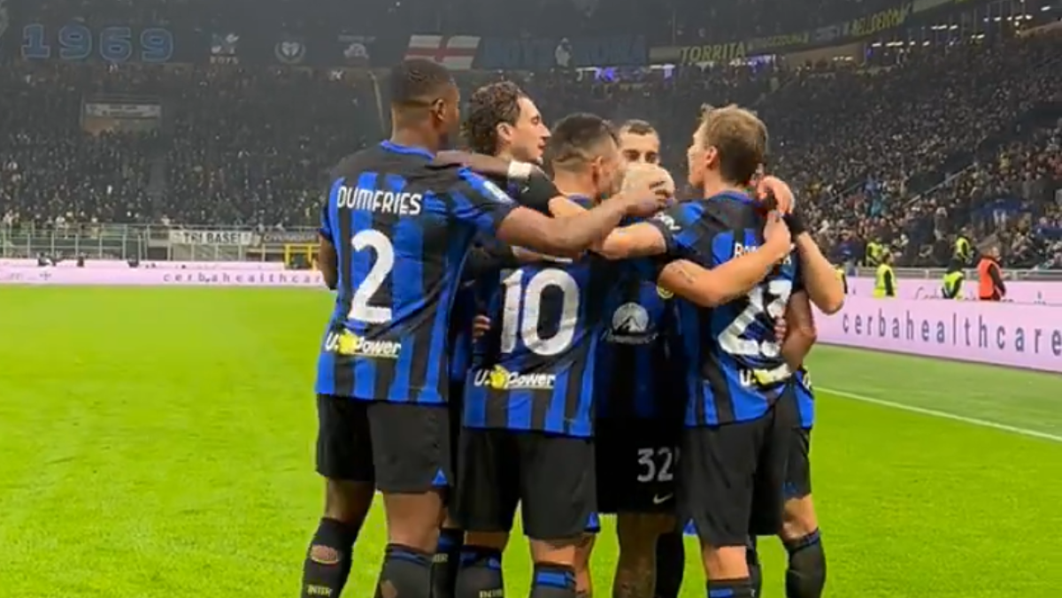 Dimarco, abbraccio Inter