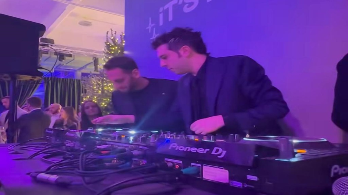 Inter, Calhanoglu 'dirige' alla festa di Natale 26 Calhanoglu