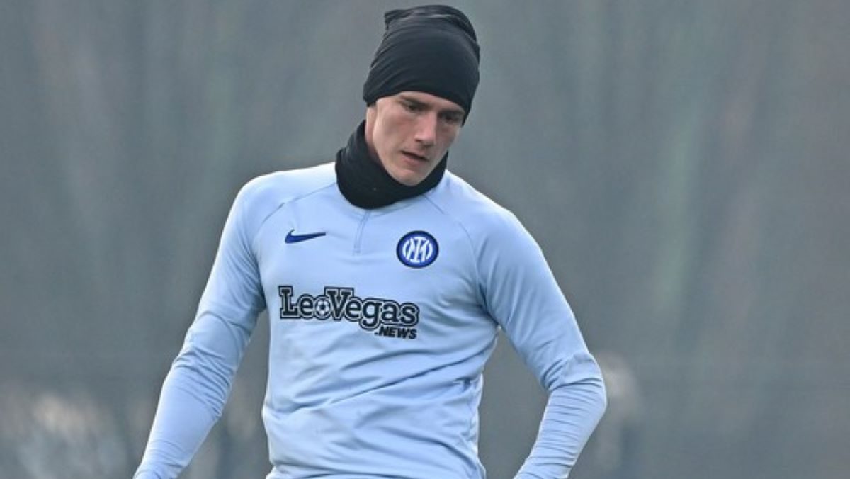 Pavard Inter allenamento