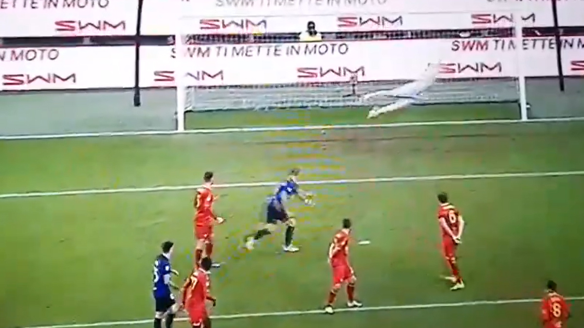 Asllani ancora alla caccia del primo gol all'Inter: il miracolo di Falcone - VIDEO 26 parata Falcone