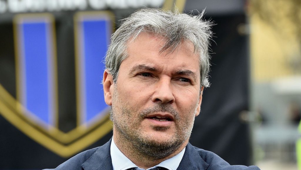Sogliano furibondo a DAZN: «Questa è una mancanza di rispetto. Impossibile che il Var non annulli un gol così» 1 Sogliano
