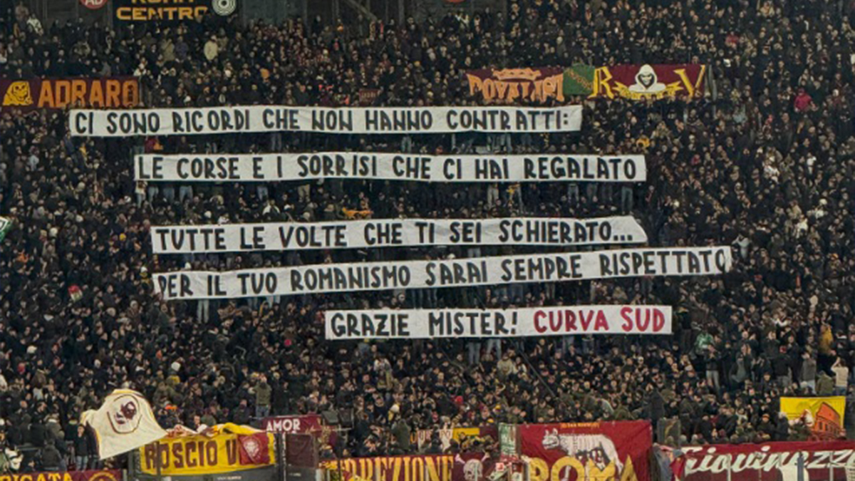 Striscione Mourinho Roma Verona