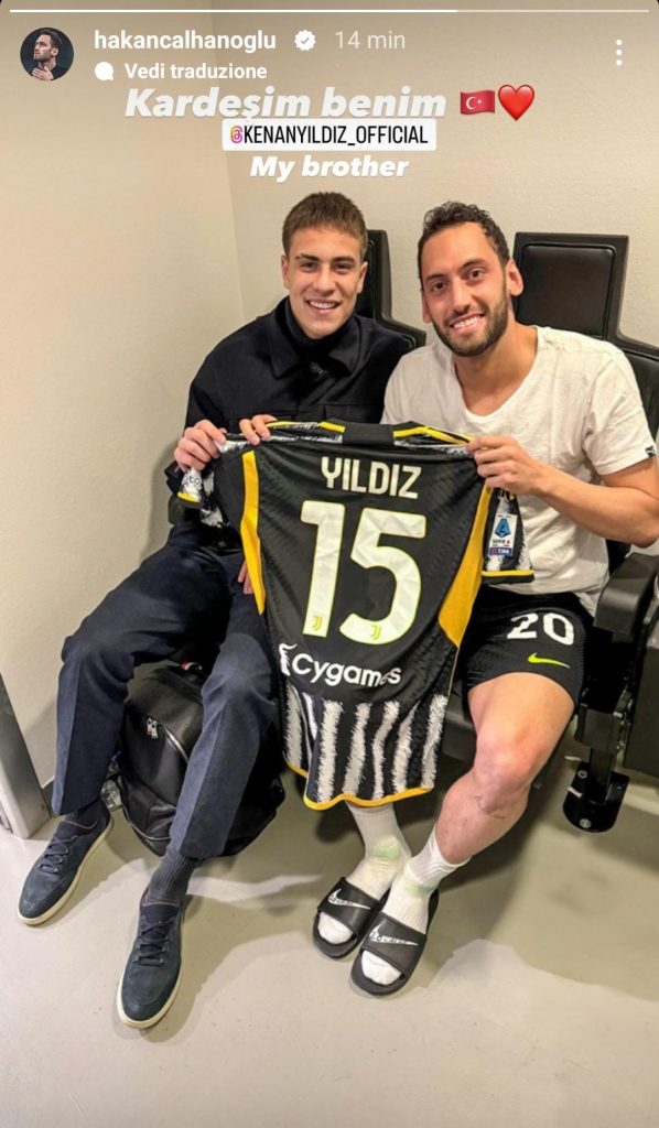 Calhanoglu mostra la maglia di un giocatore della Juve a fine partita: il motivo - FOTO 27 5 1