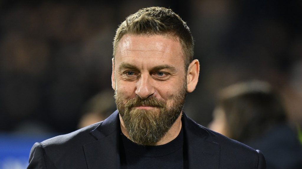 Conferenza stampa De Rossi: «Lukaku? Ha una condizione da stella» 1 De Rossi