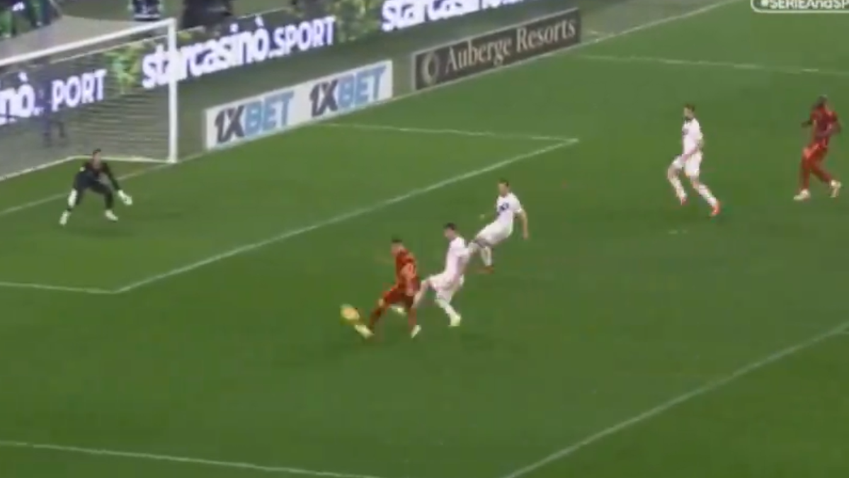 Gol El Shaarawy, contropiede micidiale e vantaggio della Roma -VIDEO 26 Gol El Shaarawy