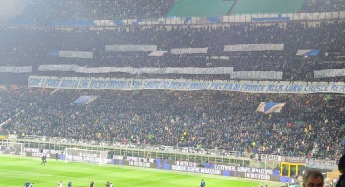 Inter Juve striscioni