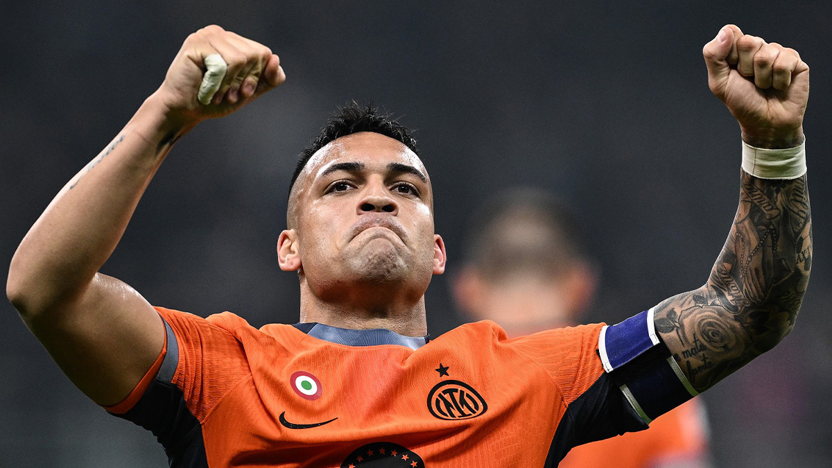 Lautaro eletto giocatore del mese di febbraio dall'AIC: la FOTO della consegna del premio 26 Lautaro