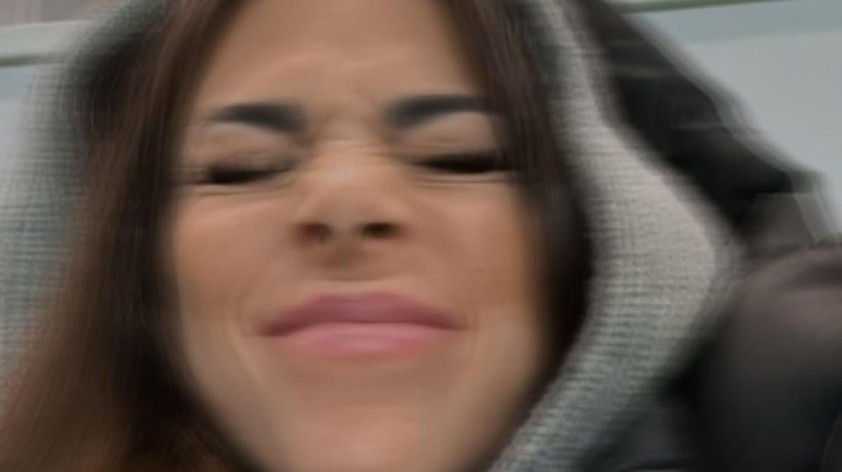 Moglie Sensi, scherzo o polemica? Il suo messaggio sui social - FOTO 26 Moglie Sensi