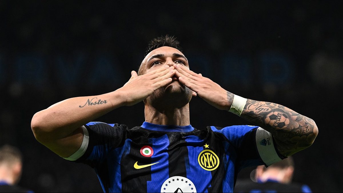 Lautaro e il feeling mai spento con San Siro: la sua partita da leader in Inter Napoli 26 Lautaro