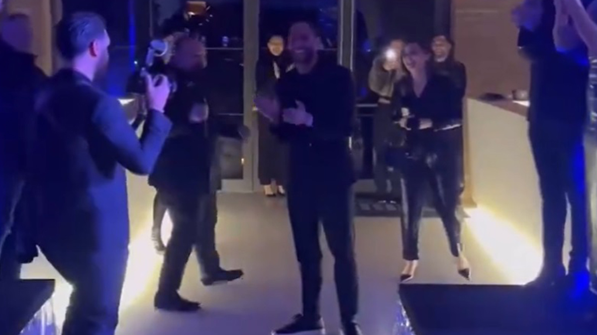 Calhanoglu, la festa a sorpresa per il suo compleanno: la reazione del turco - VIDEO 26 Calhanoglu