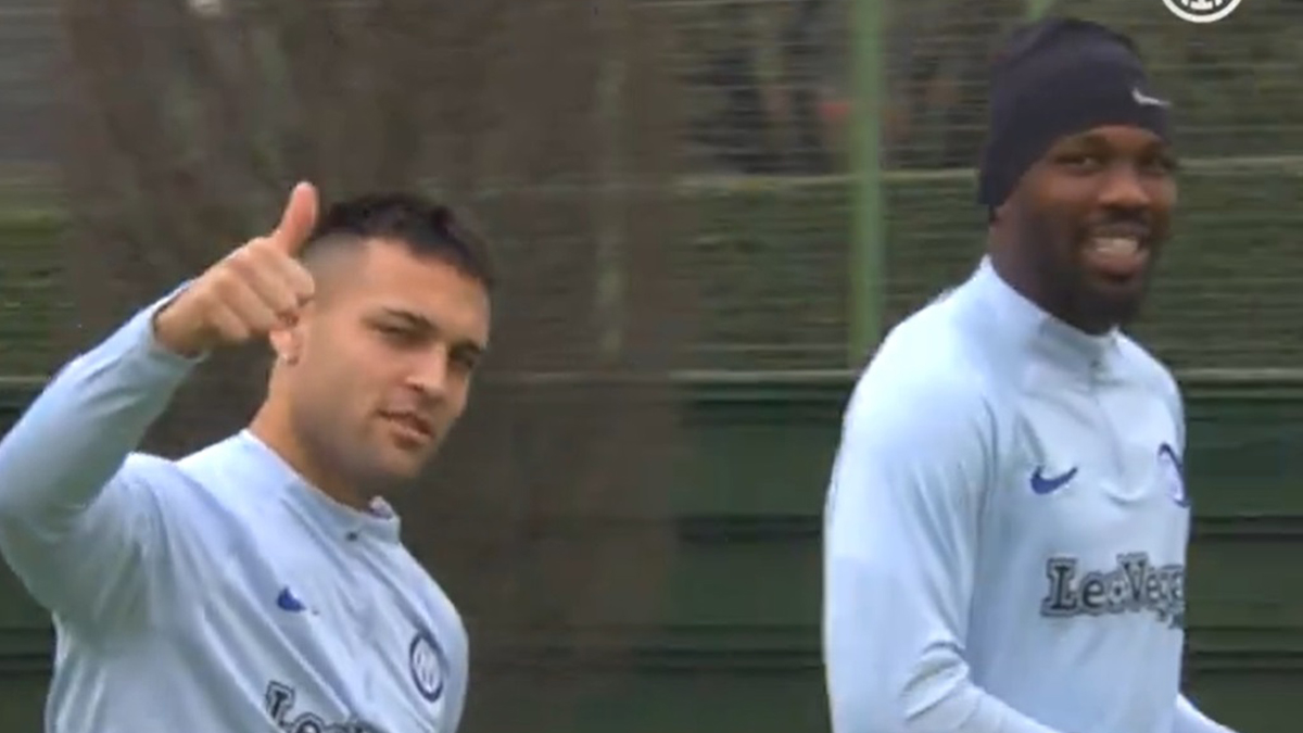 Thuram fa le veci di Lautaro, risate ad Appiano Gentile: cos'è successo - VIDEO 26 Thuram Lautaro
