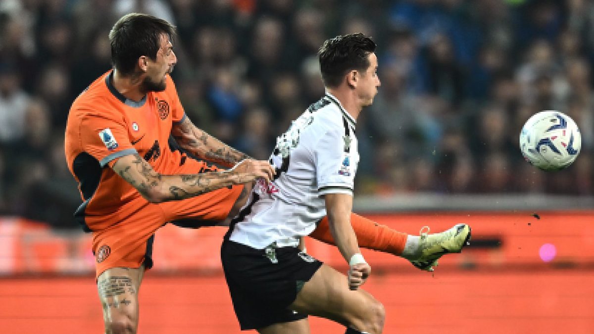 Acerbi al settimo cielo dopo Udinese Inter: il post social del difensore - FOTO 26 Acerbi Thauvin