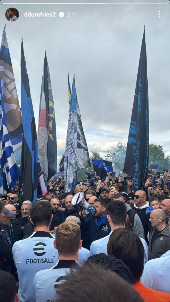 Dumfries cuore Inter, immortala così l’accoglienza dei fan - FOTO 27 Dumfires Inter