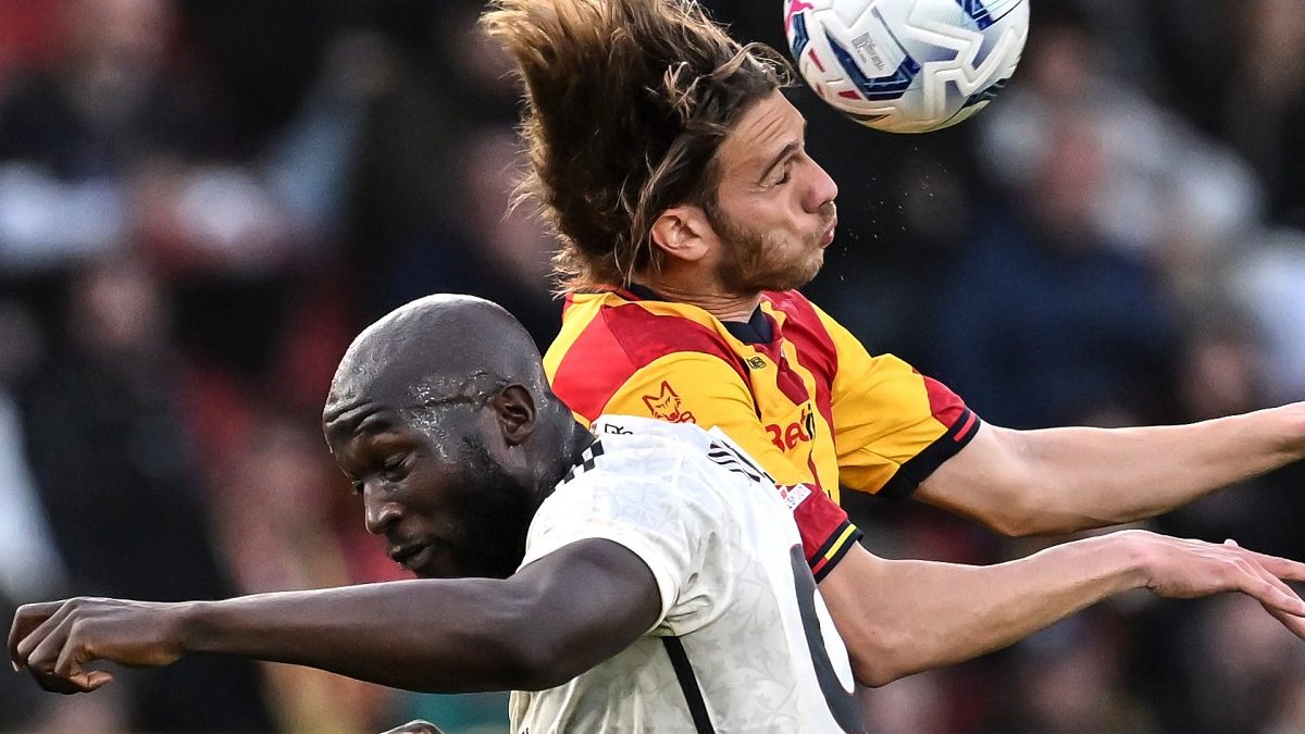 Lecce Roma 0-0, solo un pari al Via del Mare: rammarico per i salentini. Ecco com'è andata 26 Lukaku Gallo