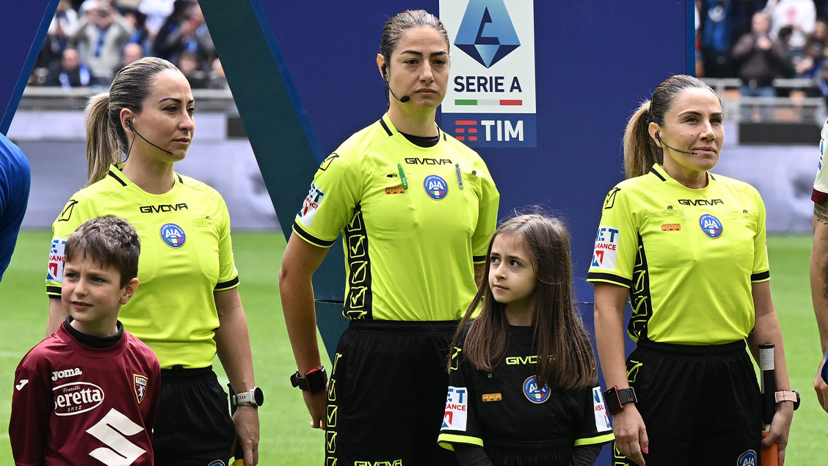 serie a la fifa introduce una nuova regola stop ai simulatori se un giocatore si infortuna esce per due minuti