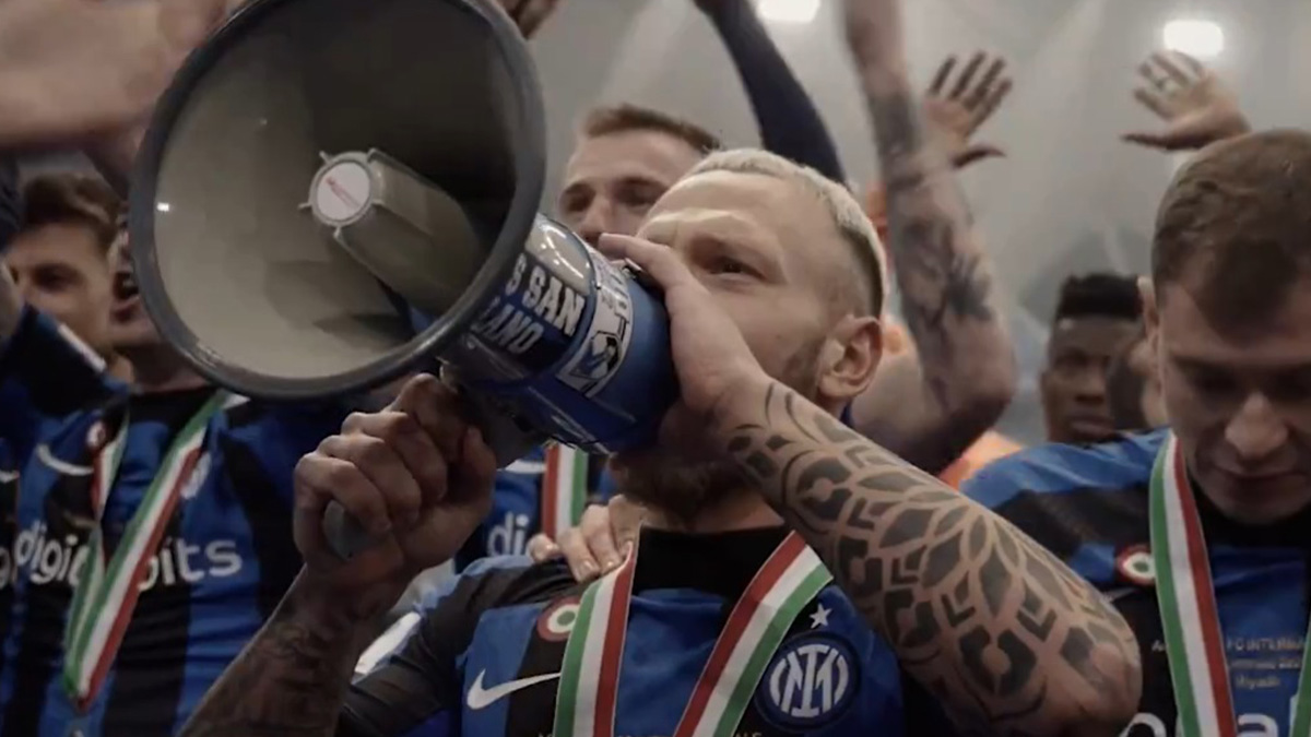 Dimarco a DAZN: «Faccio fatica a realizzarlo, siamo Campioni d'Italia. Dite ai tifosi di aspettarmi per festeggiare!» 26 Dimarco Inter