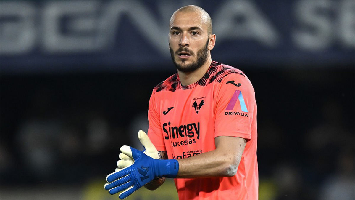 Frattesi ironizza sulla super prestazione di Perilli: il messaggio al portiere del Verona - FOTO 26 Perilli