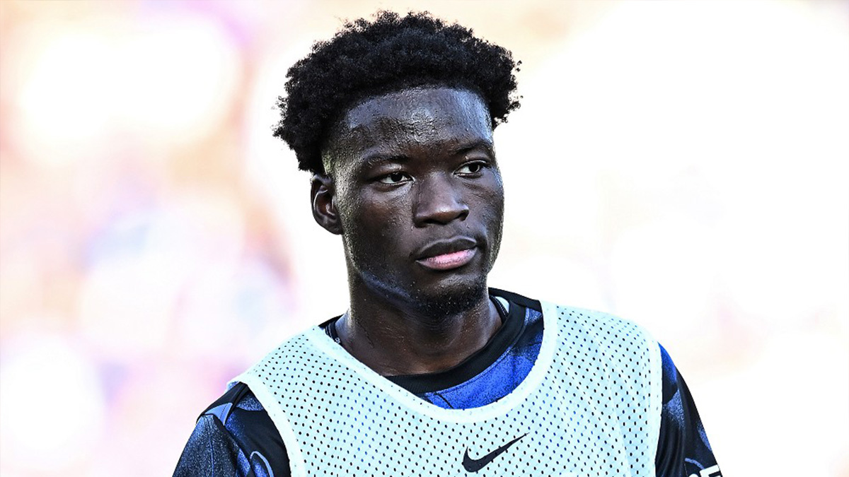 Calciomercato Inter, in ARRIVO 11 milioni da Satriano e Agoumé: poi l'ASSALTO al difensore 26 Agoumé