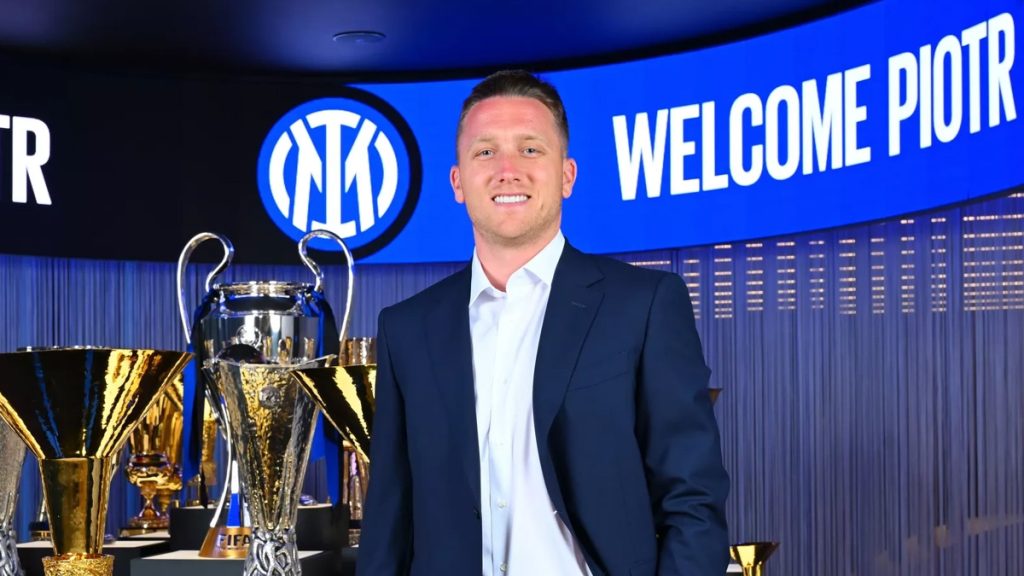 Zielinski Inter, UFFICIALE il suo trasferimento a parametro zero! L'ANNUNCIO del club - FOTO 1 Zielinski