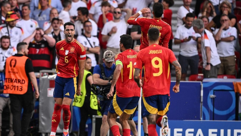 Spagna-Germania 2-1: Merino vale la semifinale. Tedeschi FURIOSI per un rigore non concesso 1 .