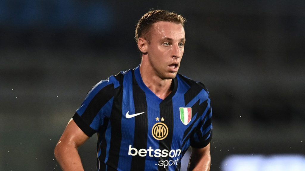 Frattesi Inter, il calciatore è cedibile? La decisione sul centrocampista verrà presa in estate 1 Frattesi