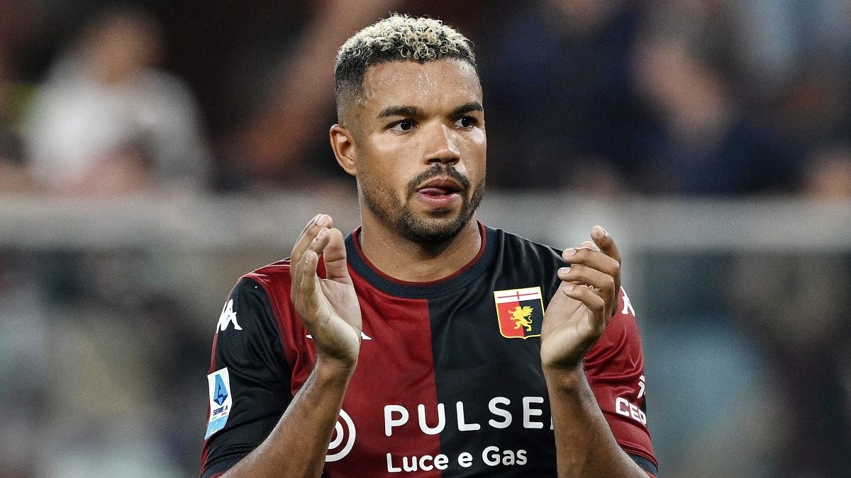 Milan Inter, è già aria di derby: tifosi rossoneri festanti al gol di Messias 26 Messias