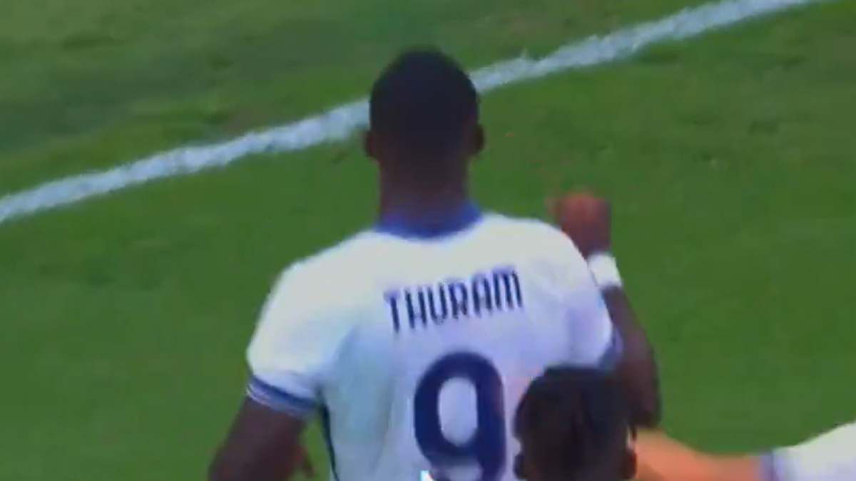 Gol Thuram, spizzata di testa VINCENTE del francese! I nerazzurri ritrovano il pari in Genoa Inter - VIDEO 26 Thuram