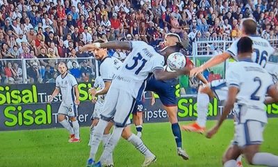 Bisseck mano Genoa Inter