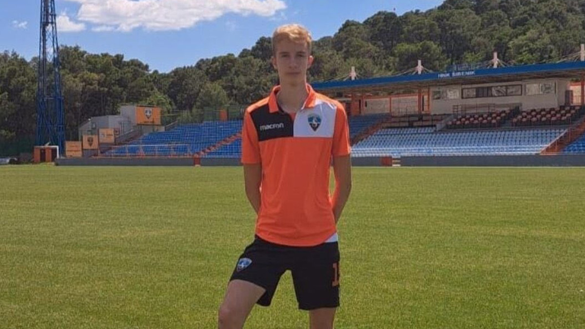 Kartelo Inter, nerazzurri in TRATTATIVA per l'ennesimo colpo in PROSPETTIVA! Occhi sul centrocampista classe 2008 26 Kartelo